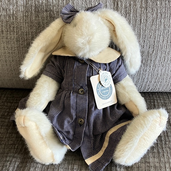 Boyds Bears Other - REGENA HARESFORD
THE ARCHIVE COLLECTION 
BOYDS BEARS BUNNY